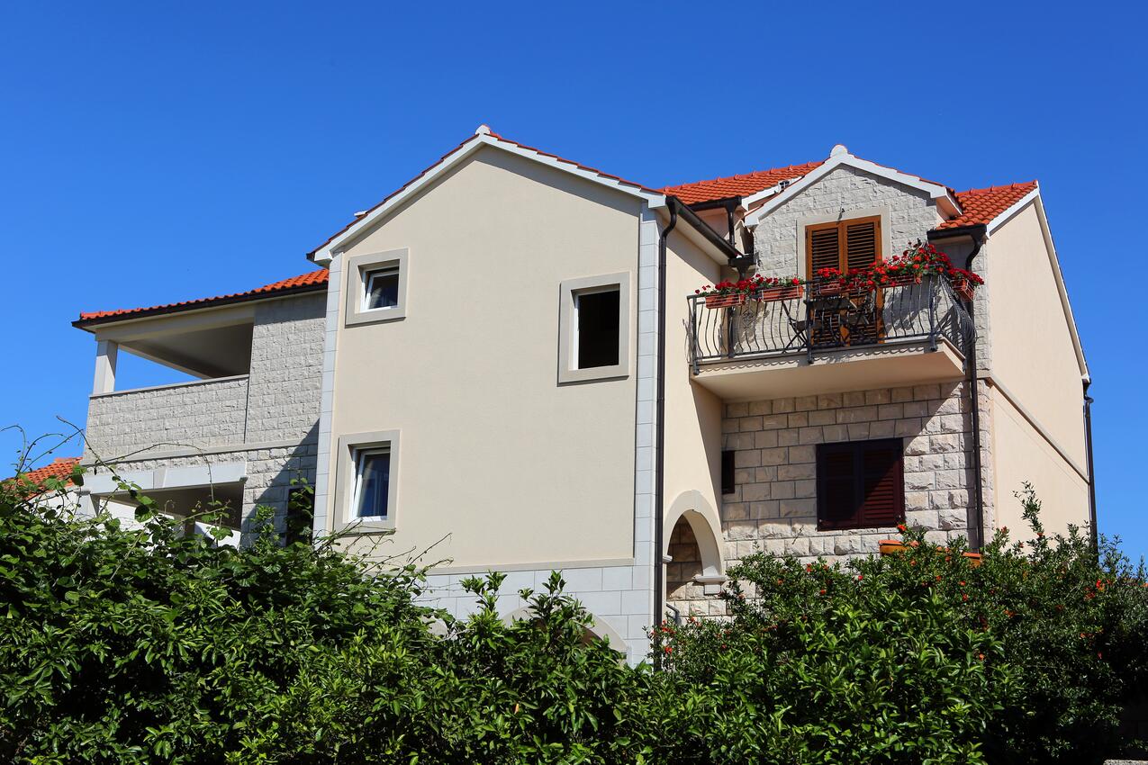 Apartmaji s parkingom Supetar, Brač - 13165
