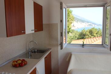 Apartments by the sea Sveta Nedilja, Hvar - 13176