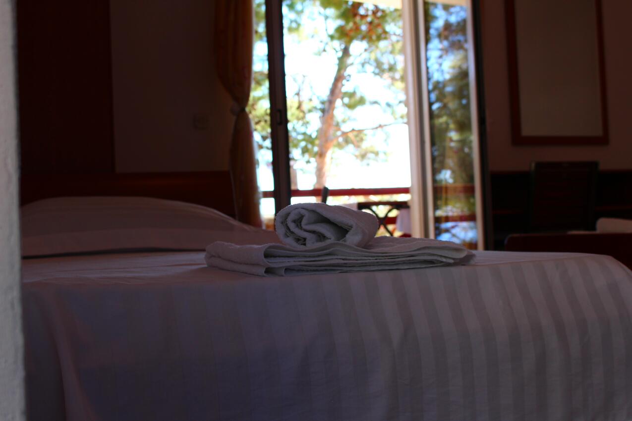 AS-13176-b - Private accommodation - Apartments by the sea Sveta Nedilja, Hvar
