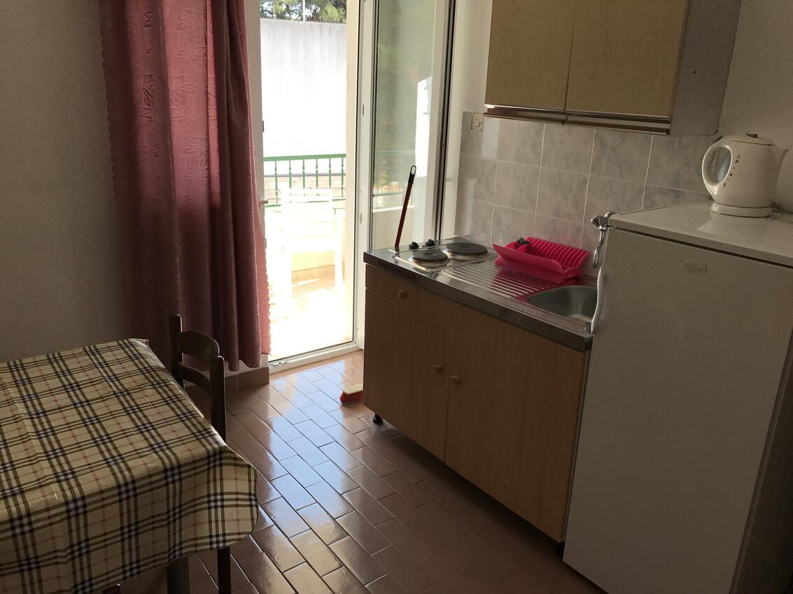 Ferienwohnungen und Zimmer am Meer Gradac, Makarska - 13179