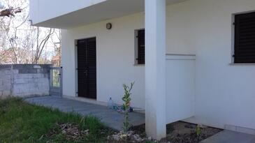 Apartments with terrace Nin, North Dalmatia