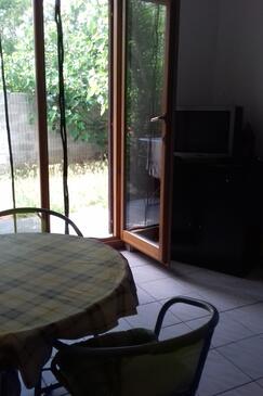 Apartments with terrace Nin, North Dalmatia