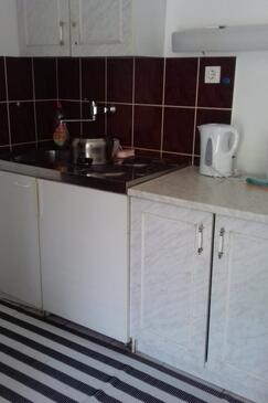 Apartments with terrace Nin, North Dalmatia
