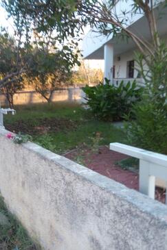 Apartments with terrace Nin, North Dalmatia