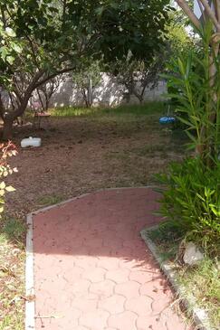 Apartments with terrace Nin, North Dalmatia