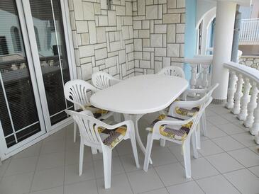 Apartments with parking space Zaton, Zadar - 13213