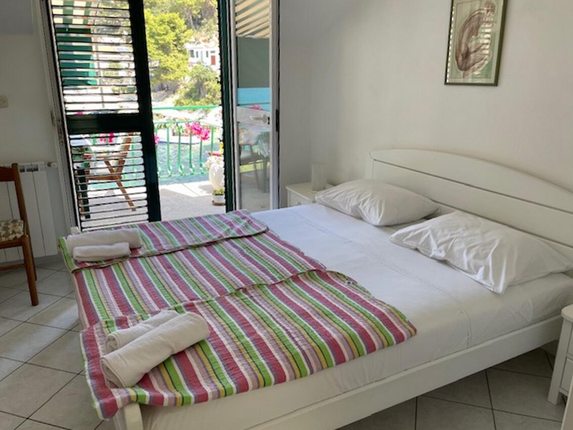 Appartamenti accanto al mare Zaklopatica, Lagosta - Lastovo - 13214