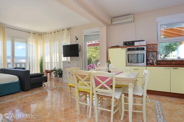 Appartamenti accanto al mare Lokva Rogoznica, Almissa - Omiš - 13226