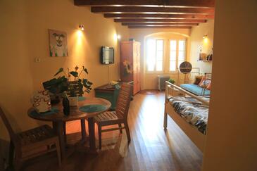 Apartments Šibenik, North Dalmatia