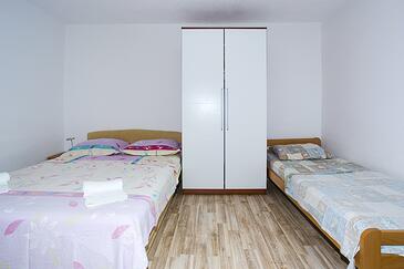 Apartamente în stilul Robinson Crusoe lângă mare Golf Medvidina, Hvar - 13376