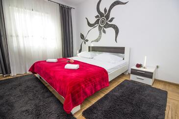 Ferienwohnungen am Meer Bibinje, Zadar - 13386