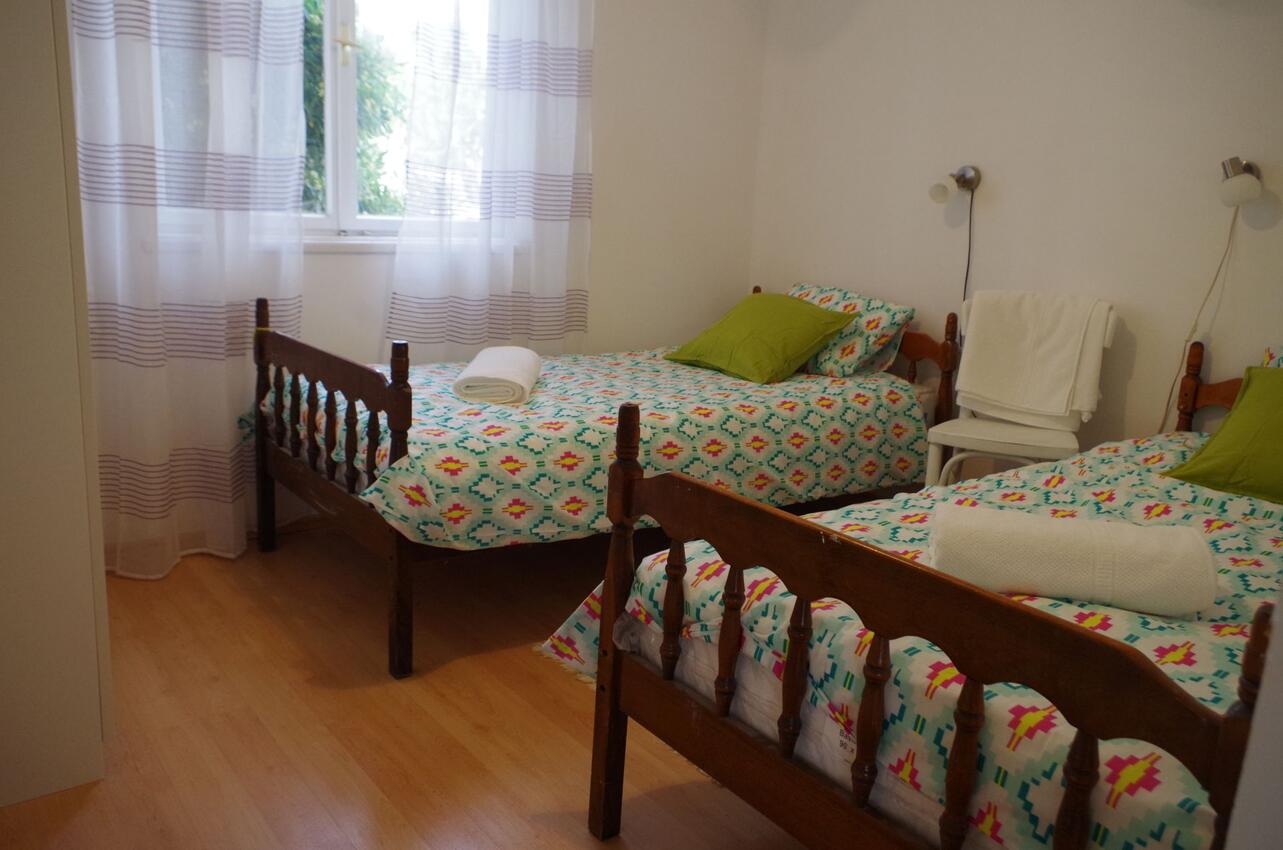 Appartamenti accanto al mare Razanj, Rogosnizza - Rogoznica - 13404