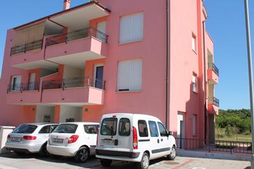 Apartment with terrace Pula, Istria