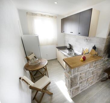 Ferienwohnungen für Familien mit Kindern Maslinica, Solta - 13423