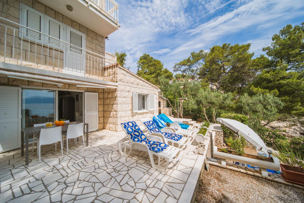 A-135-b - Private accommodation - Apartments by the sea Lumbarda, Korčula
