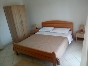 Appartamenti con parcheggio Gelsa - Jelsa, Lesina - Hvar - 13513