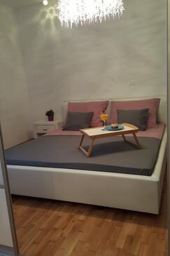 Apartamentos con parking Podstrana, Split - 13555