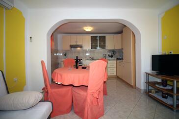 Apartmanok a tenger mellett Tisno, Murter - 13588