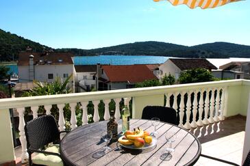 Apartments Tisno, North Dalmatia