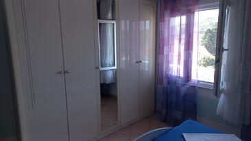 Apartments Tisno, North Dalmatia