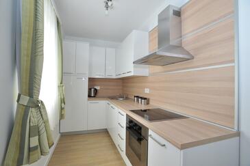 Appartements avec piscine pour les familles avec enfants Privlaka, Zadar - 13590