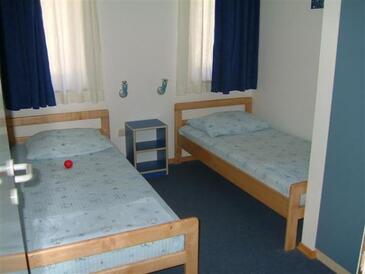 Appartamenti con parcheggio Zaton, Zara - Zadar - 13596