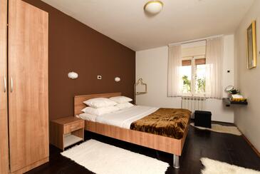 Apartments with swimming pool Kastav, Opatija - 13638