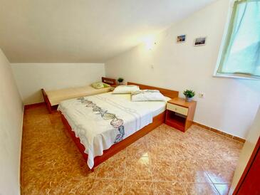 Apartmani s parkingom Supetarska Draga - Gornja, Rab - 13645