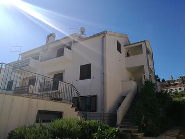 Apartamento com terraço e varanda Jelsa, Dalmácia Central