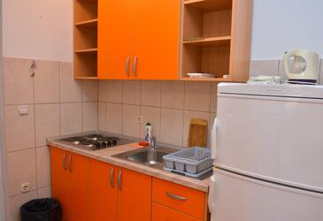 Apartments by the sea Gradac, Makarska - 13681