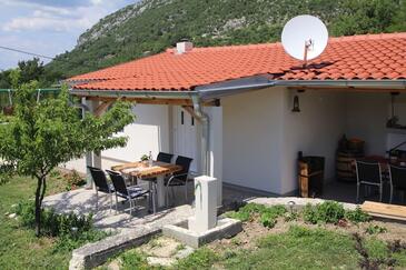 Family friendly house with a swimming pool Zadvarje, Makarska - 13703