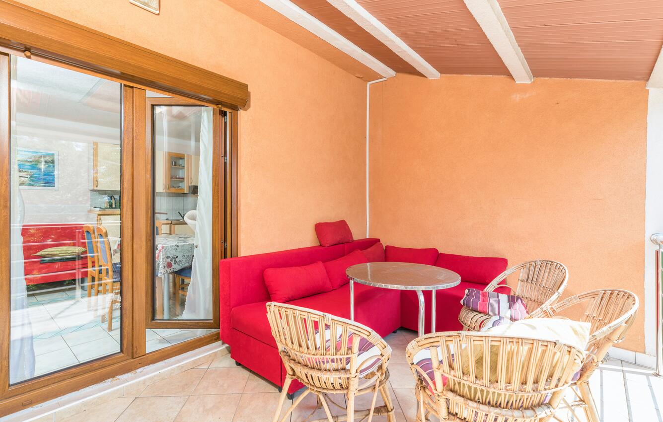 A-13742-e - Private accommodation - Apartments and rooms with parking space Fažana
