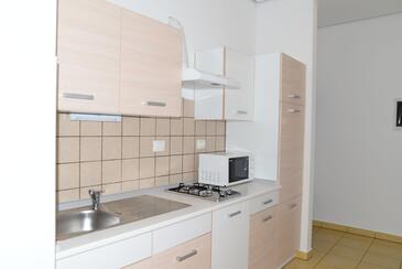 Ferienwohnungen und Zimmer mit Parklplatz Lovrecica, Umag - 13752