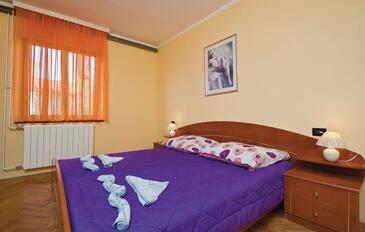 Apartmaji s parkingom Fažana - 13761