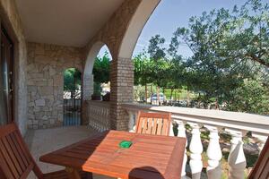 Three bedroom apartment Fažana (A-13761-a)