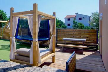 Haus mit Pool für Familien Maslenica, Novigrad - 13770