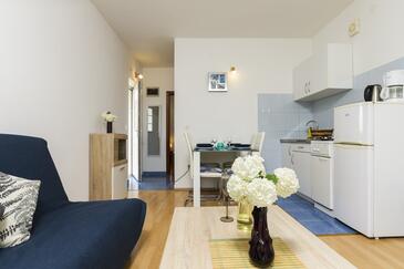 Appartamenti con parcheggio Stinjan, Pola - Pula - 13776