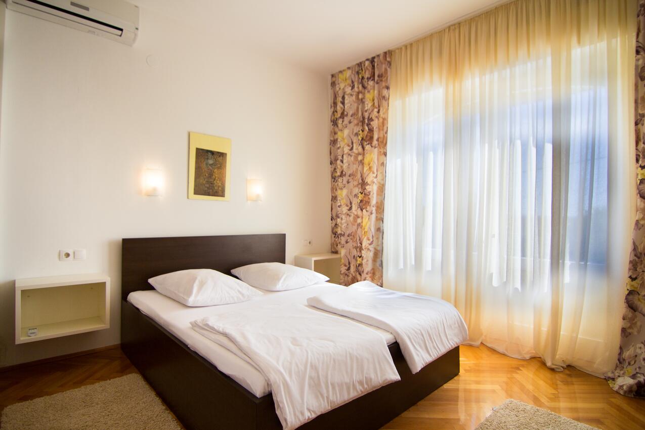 Casa vacanze accanto al mare Barbat, Arbe - Rab - 13806
