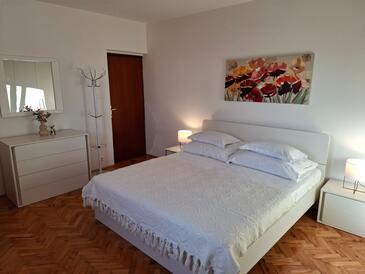 Apartments with swimming pool Poljica, Zadar - 13838