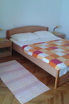 Apartments by the sea Živogošće - Porat, Makarska - 13853