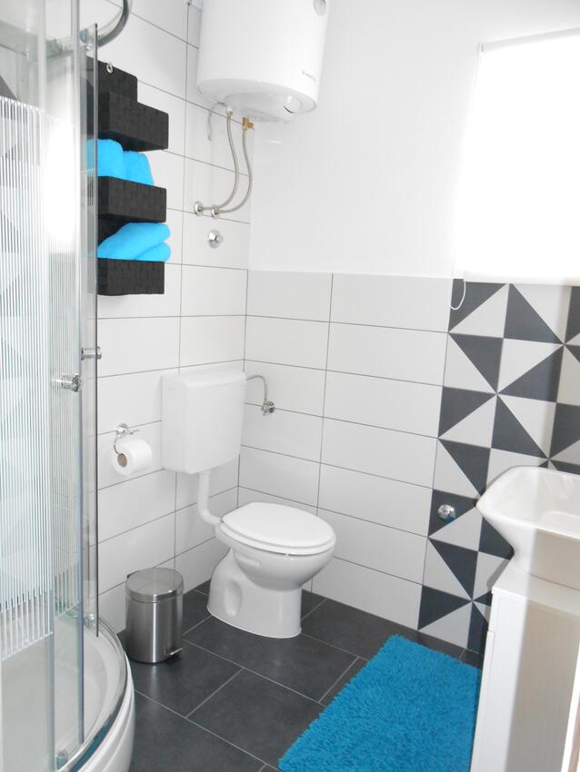 A-13859-b - Alloggi privati - Appartamenti con parcheggio Okrug Gornji, Bua - Čiovo