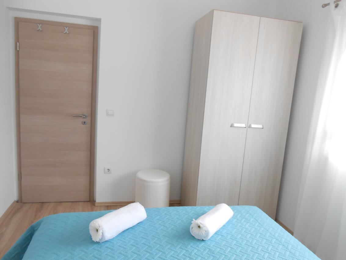 A-13859-b - Alloggi privati - Appartamenti con parcheggio Okrug Gornji, Bua - Čiovo