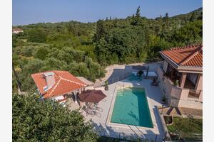 Apartamente cu piscină potrivite pentru familiile cu copii Sutomiscica, Ugljan - 13872