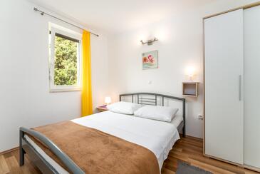 Apartments with parking space Baška, Krk - 13907