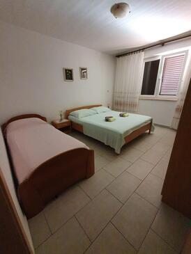 Apartments by the sea Stara Novalja, Pag - 13938