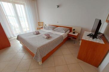 Apartments by the sea Stara Novalja, Pag - 13938