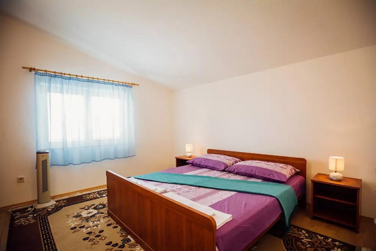 A-13969-a - Privatunterkunft - Ferienwohnungen mit Parkplatz Solin, Split