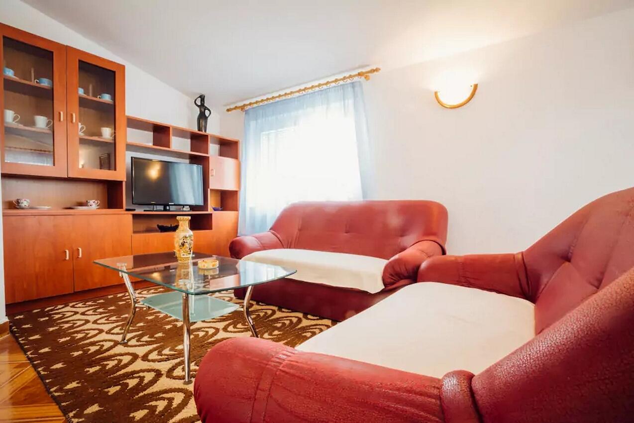 Ferienwohnungen mit Parkplatz Solin, Split - 13969