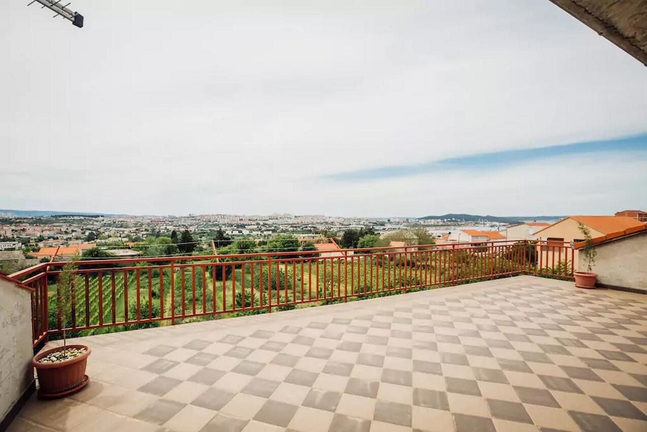 A-13969-a - Privatunterkunft - Ferienwohnungen mit Parkplatz Solin, Split