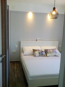 Apartmani s parkingom Pirovac, Šibenik - 13977